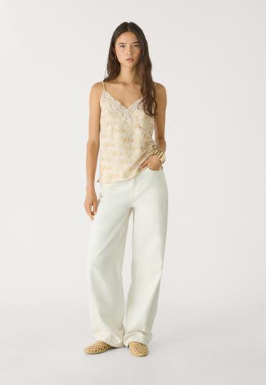 Zara Топ из сатинированной ткани с кружевом купить с доставкой.