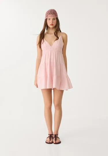 Короткое струящееся платье с завязками сзади- Заказать в России