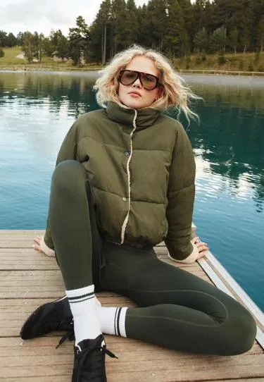 Двусторонняя стеганая куртка из искусственной овчины