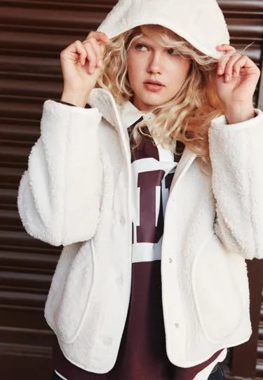 Куртка из искусственной овчины с вельветовыми деталями- Заказать в России