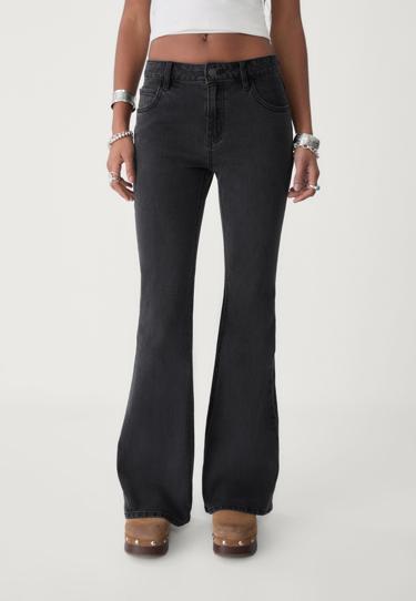 Zara Джинсы клеш COMFORT