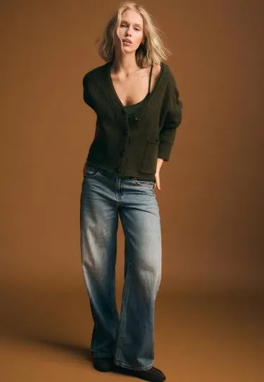 Трикотажный жакет с двойным воротником