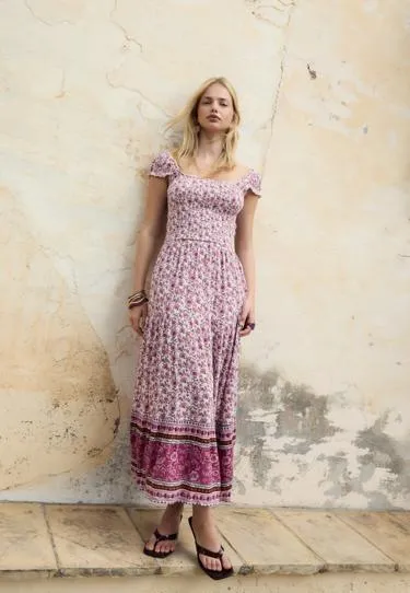 Длинное струящееся платье с принтом