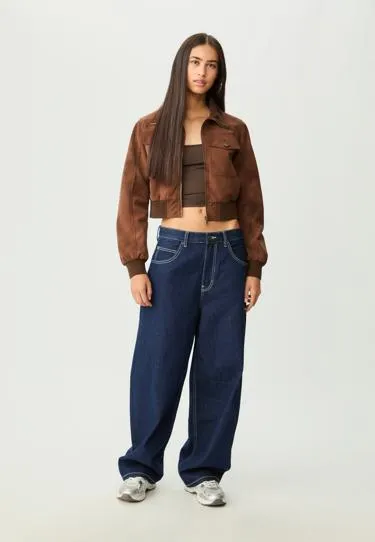 Укороченная куртка из искусственной кожи с карманами