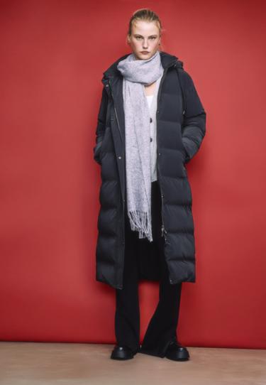 Zara Длинное стеганое пальто