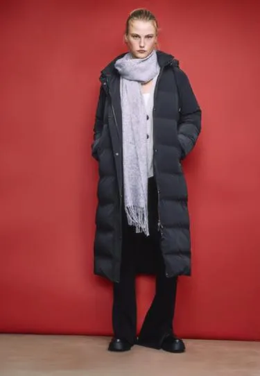 Длинное стеганое пальто- Заказать в России