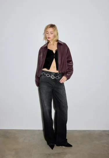 Стеганая куртка-бомбер из искусственной кожи