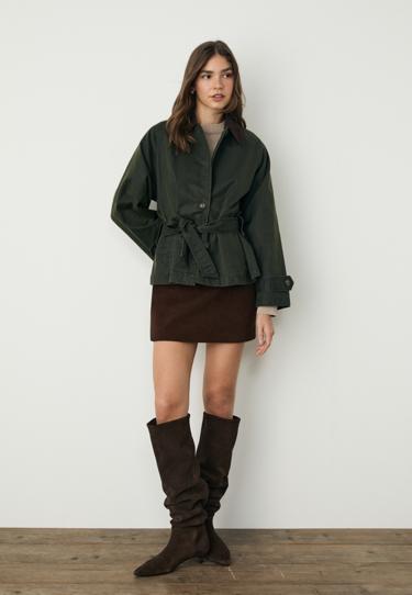 Zara Короткий тренч с вощеным покрытием и поясом