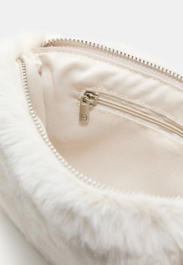 Zara Косметичка из искусственного меха купить с доставкой.