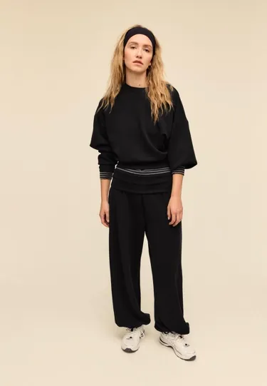 Толстовка с рукавами «летучая мышь» и мягкой на ощупь тканью- Заказать в России