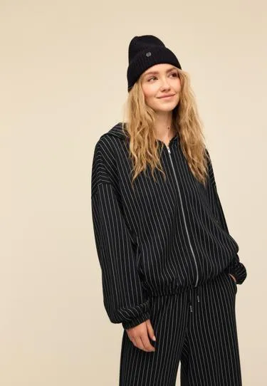 Толстовка в полоску из мягкой ткани- Заказать в России