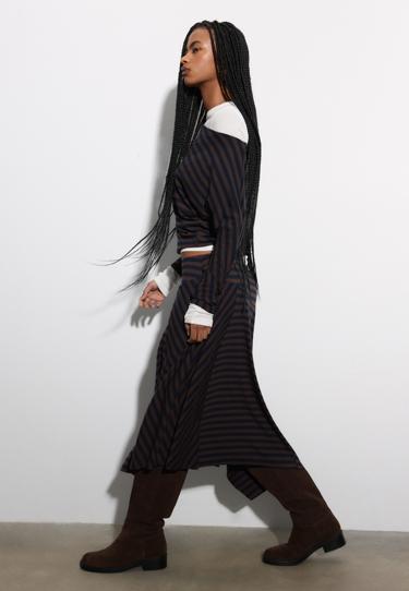 Zara Длинная асимметричная юбка в полоску