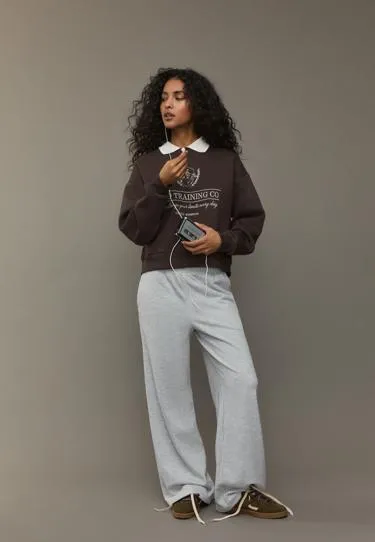 Вышитая толстовка с воротником поло- Заказать в России