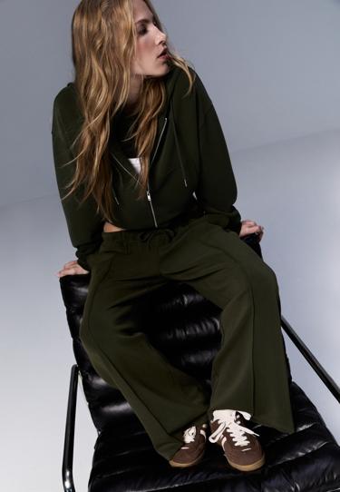 Zara Мягкая толстовка на молнии купить с доставкой.