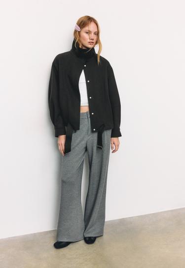 Zara Объемная куртка-бомбер из мягкой ткани