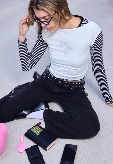 Zara Футболка с короткими рукавами и лодочным вырезом с кристаллами ONE DILEMMA