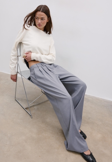 Zara Повседневные брюки в полоску с перекрестной талией купить с доставкой.