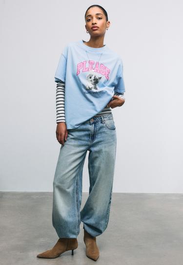 Zara Футболка с графическим принтом и аппликацией, короткие рукава