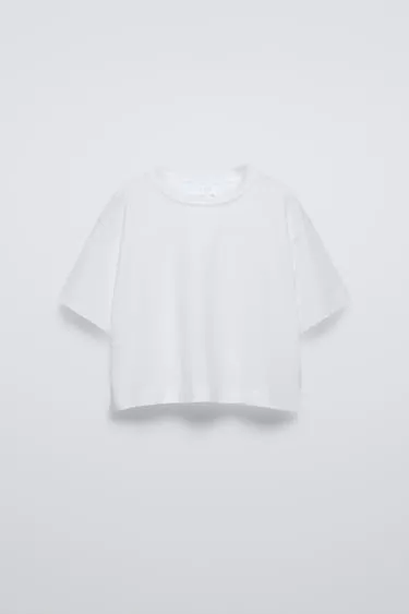 Однотонная футболка