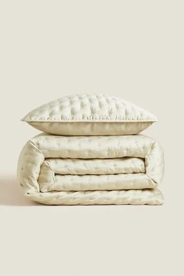 Одеяло PLAIN QUILT WITH KNOTS