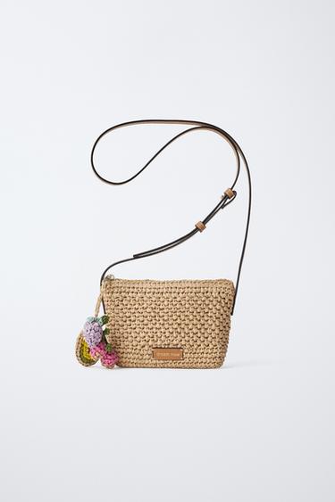 Zara Сумка из рафии с подвеской купить с доставкой.