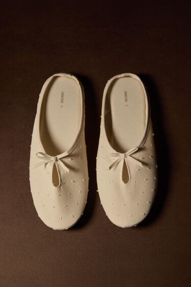 Zara Туфли с кожаной подошвой и бантом