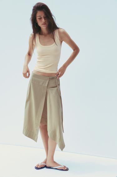 Zara Топ в рубчик на бретелях