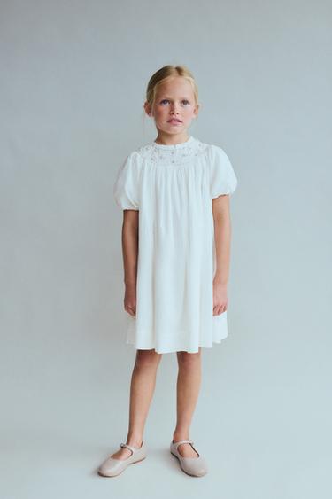 Zara Платье с цветочным вышивкой ограниченной коллекции 6-10 лет