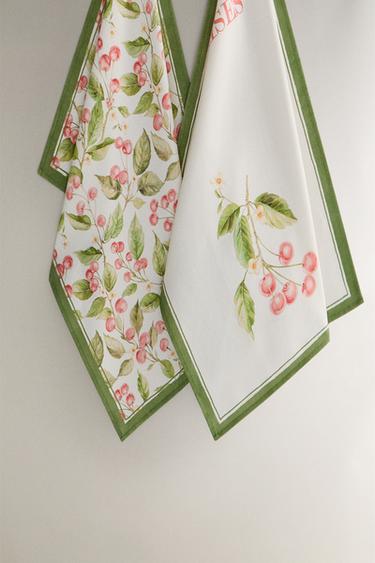 Zara Набор хлопковых чайных полотенец с вишней (набор из 2 штук)