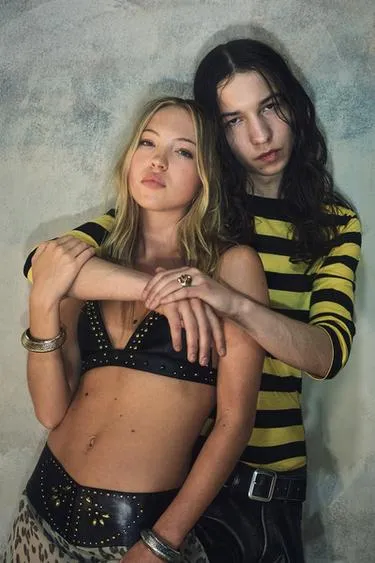 Набор из 2 текстурированных жестких наручей KATE MOSS X ZARA