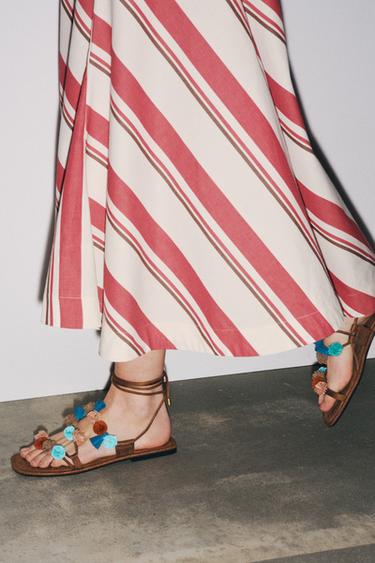 Zara Сандалии с ремешками и бусинами