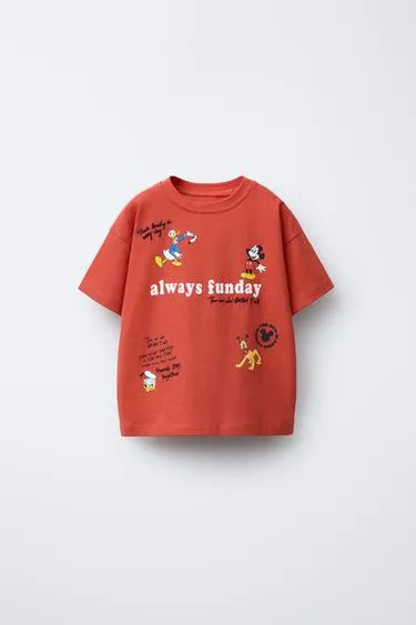 Футболка с вышивкой MICKEY MOUSE AND FRIENDS © DISNEY