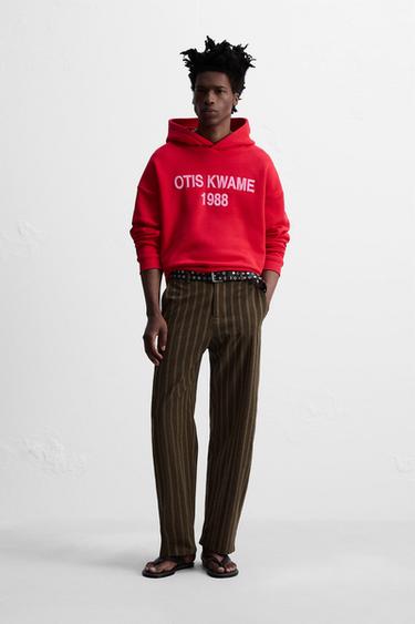 Zara Брюки BALLOON FIT в полоску © OTIS KWAME KYE QUAICOE