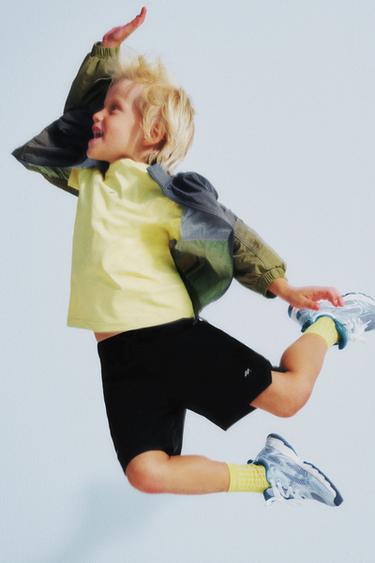 Zara Технологичные шорты-бермуды с логотипом