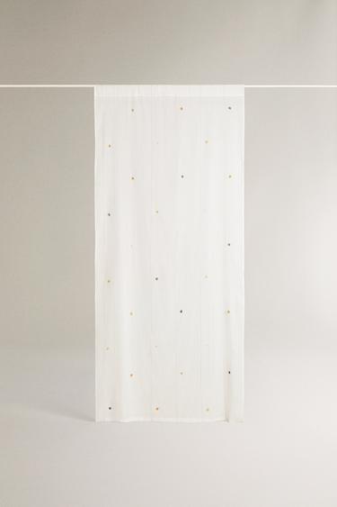 Zara Занавес низкой плотности с помпонами купить с доставкой.