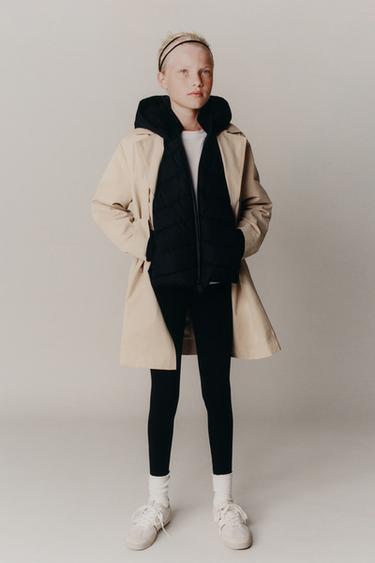 Zara Стеганая куртка, рукава из неопрена