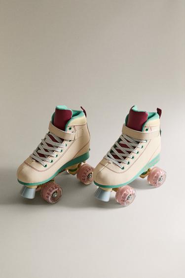 Zara Детские регулируемые роликовые коньки с игрушками