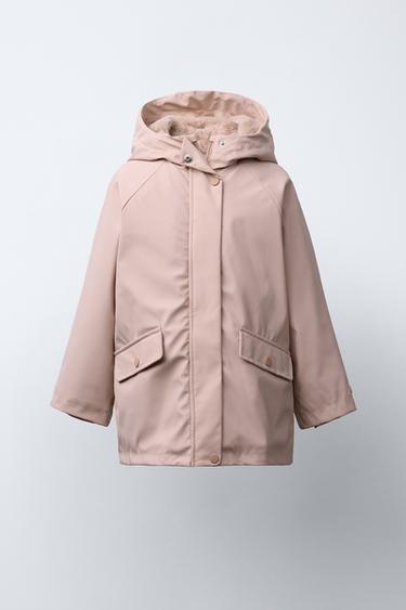 Zara Прорезиненная куртка с эффектом меха WATER REPELLENT