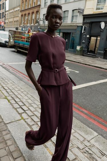 Zara Топ с ремнем и короткими рукавами