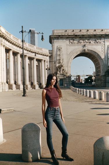 Zara Топ из трикотажа без рукавов