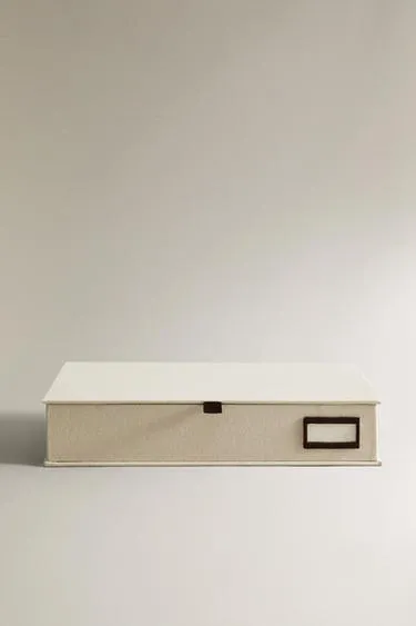 GLASSES STORAGE BOX
