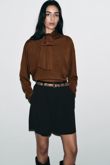 Zara Бермуды с защипами и ремнем