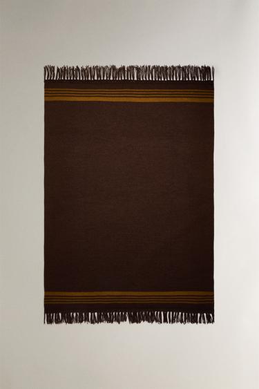 Zara Плед с бахромой из вязаного полотна