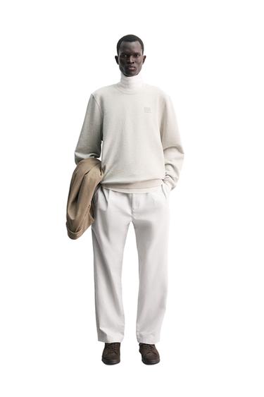 Zara Свитшот с круглым вырезом ROLAND CORPORATION ©