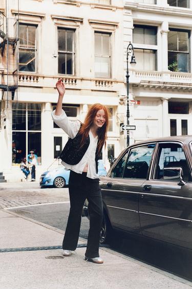 Zara Джинсы-клеш с карманами