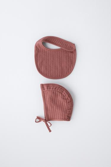 Zara Комплект из чепчика и нагрудника