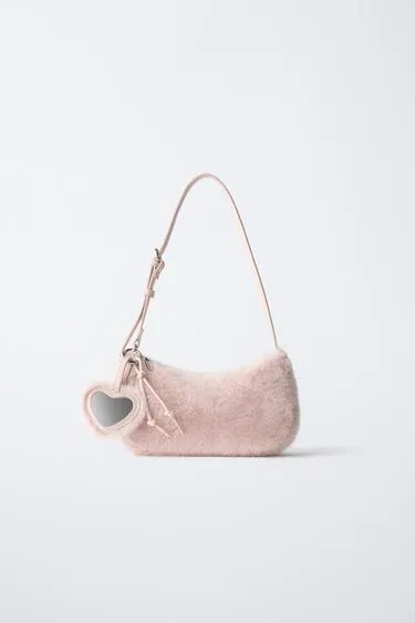 Сумка SHOULDER PELO CHARM