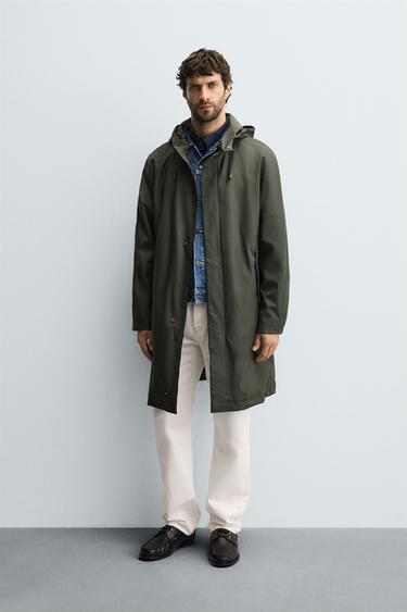 Zara Прорезиненная парка с капюшоном