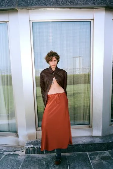 SATIN MIDI SKIRT