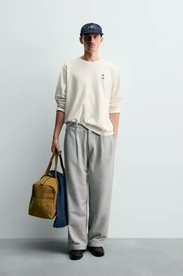 Футболка с длинными рукавами и нашивками CHAMPION ® X ZARA
